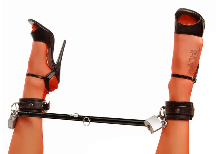 Master Series Anal | Adjustable Steel Spreader Bar Black Master Series Anal | Adjustable Steel Spreader Bar Black